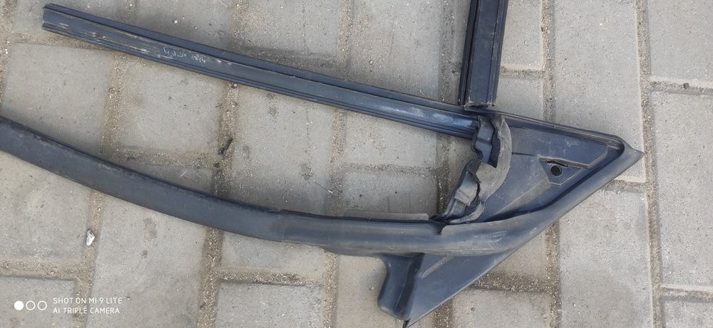 Uszczelka Drzwi A4B6/B7 Cabrio Lewy Przód Auto Części AudiBlask Gołdap