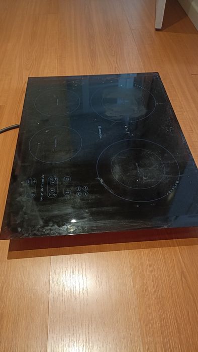 Placa vitrocerâmica de indução