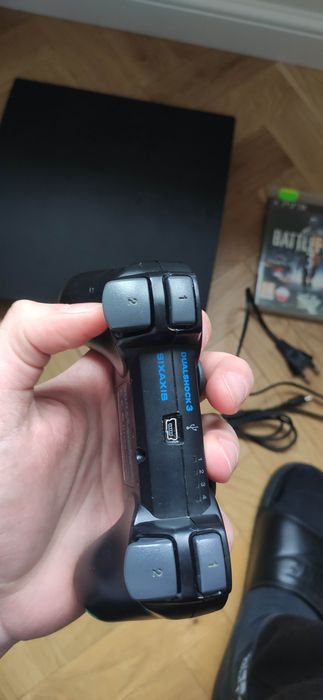 Sony PlayStation 3 PS3 slim + pad I gry