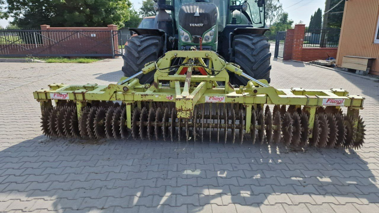 inny Wał uprawowy Fliegl przedni hydraulika 4m