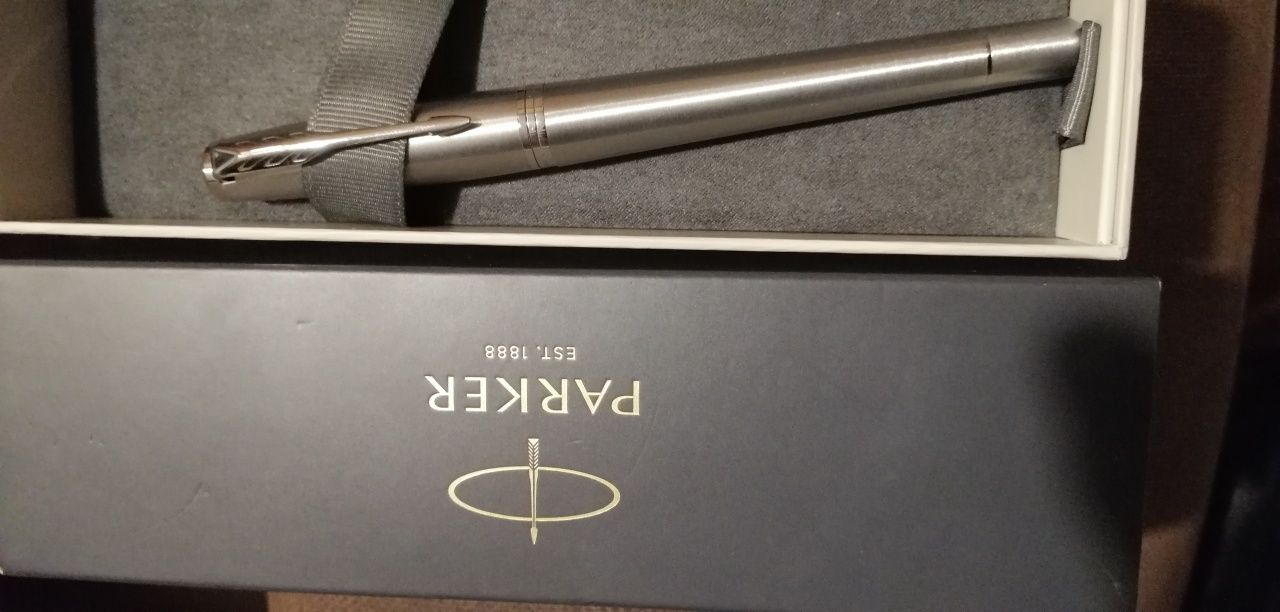 Parker, nowe Pióro Wieczne Metro Metallic