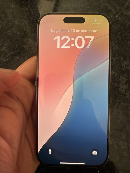 Iphone 16 Pro / 128gb (Aceitamos Retomas)
