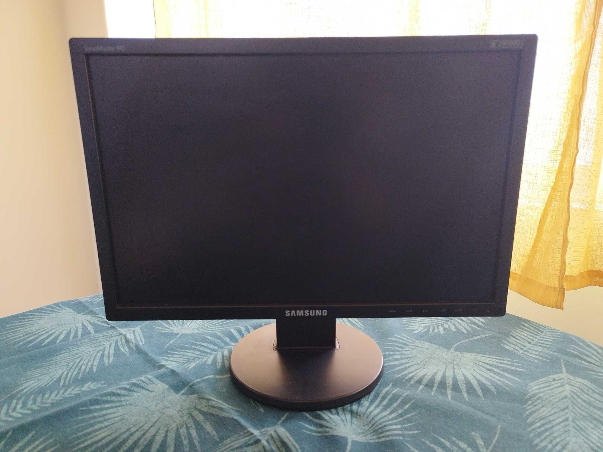Monitor Samsung SyncMaster 943