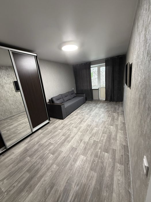 Здам двокімнатну квартиру від власника в центрі Запоріжжя.