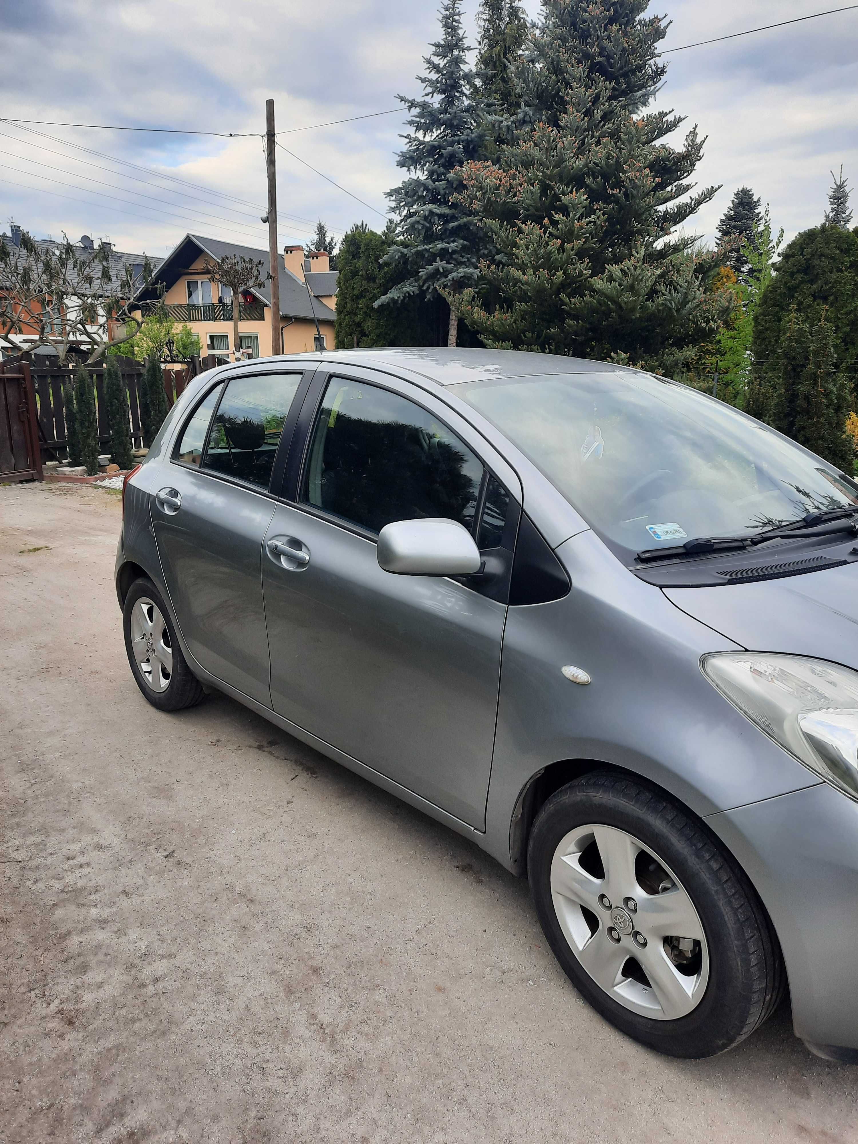 Toyota Yaris 1,3 vvti  COOL