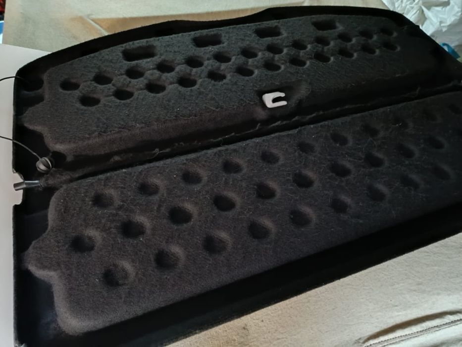 Полиця (шторка) багажника салону Skoda Octavia A5 ліфтбек