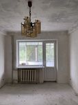 В продажу 2-кімнатна квартира 43 кв.м. 3/5