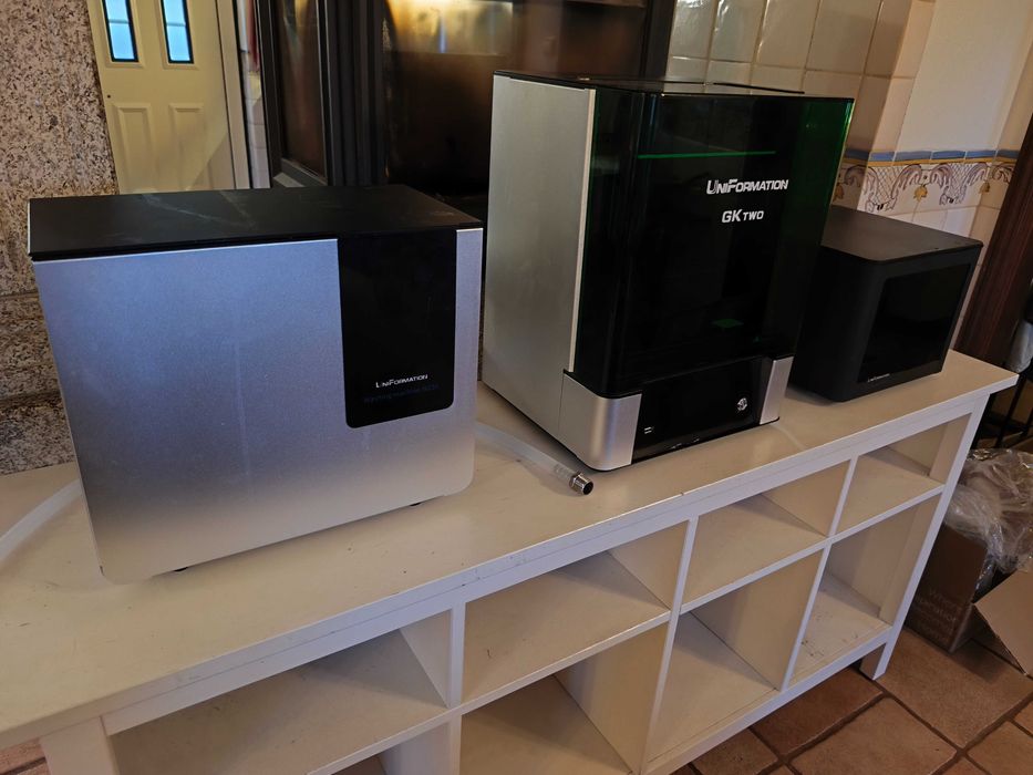 Impressora 3D Resina (UniFormation GKtwo)
