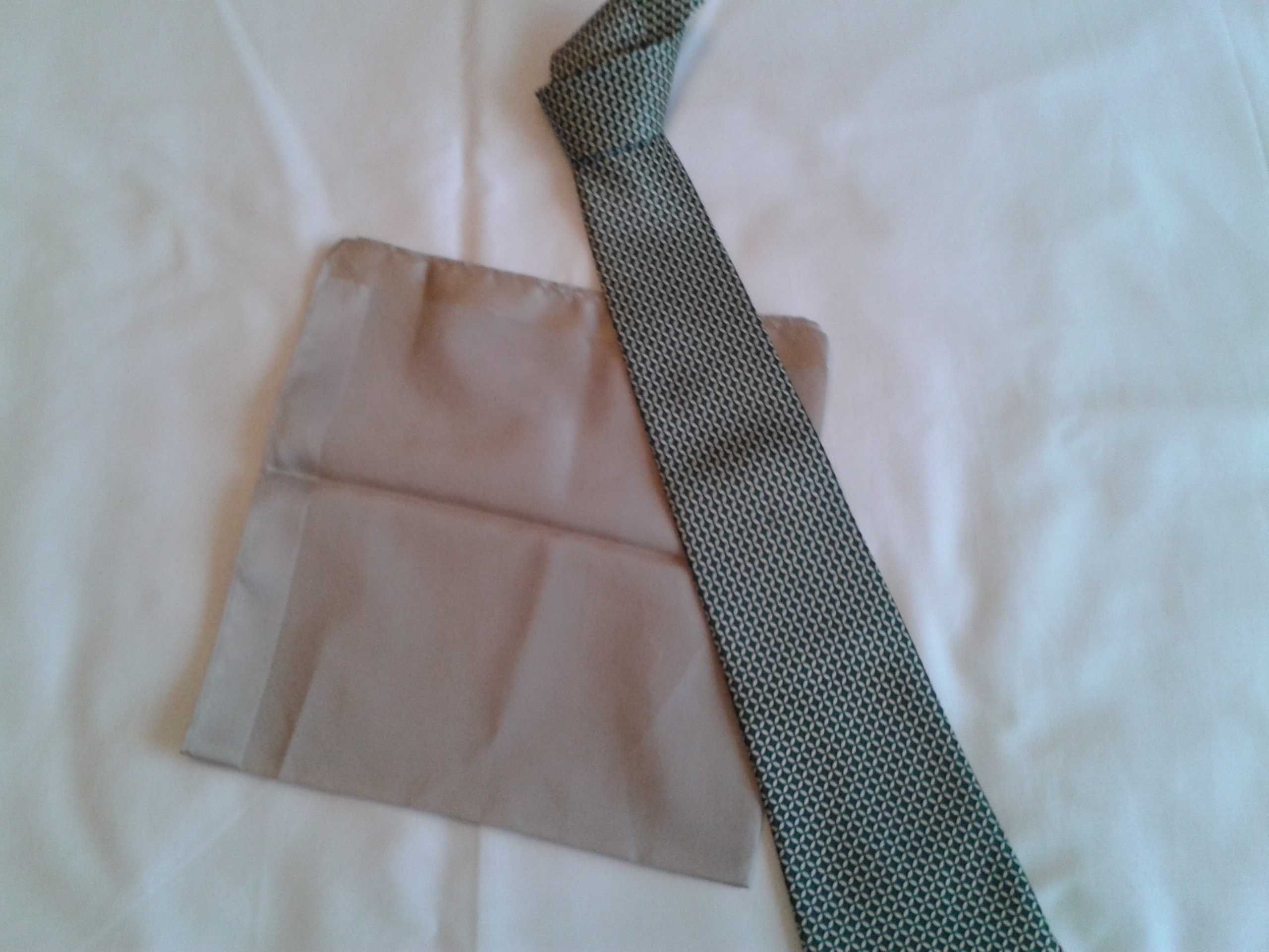 CONJUNTO gravata+lenço BEJE p/bolso superior de casaco homem+OFERT dvd