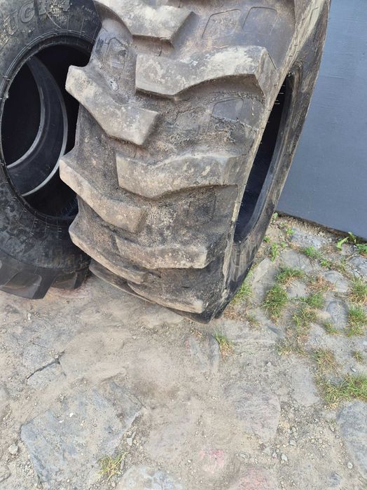 Opona speedways 195Lx24 trittar new holland