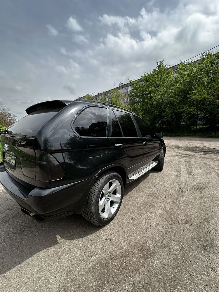 Продам BMW X5 2004