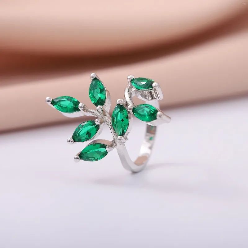 Кольцо серебро Green Zirconia размер 17.5