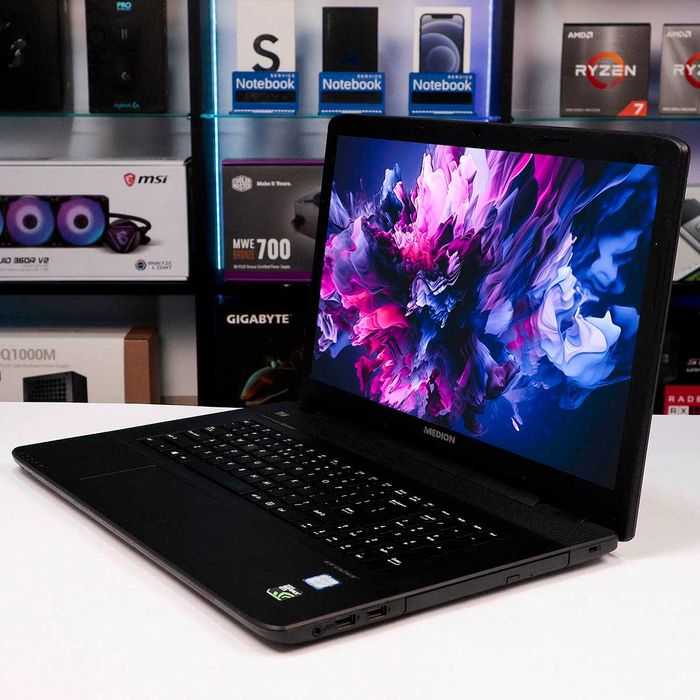 БВ Ігровий ноутбук Medion Erazer P7643 17 / Intel Core i7-6500U