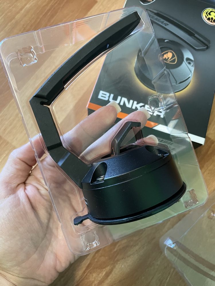 Мишка Glorious Model O RGB USB Black та тримач для шнура