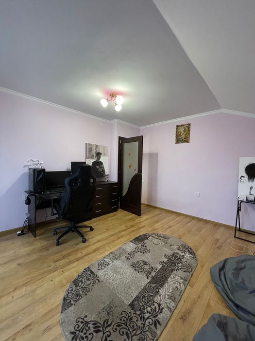 Оренда 2 поверхового будинку з власним подвір'ям с Сокільники