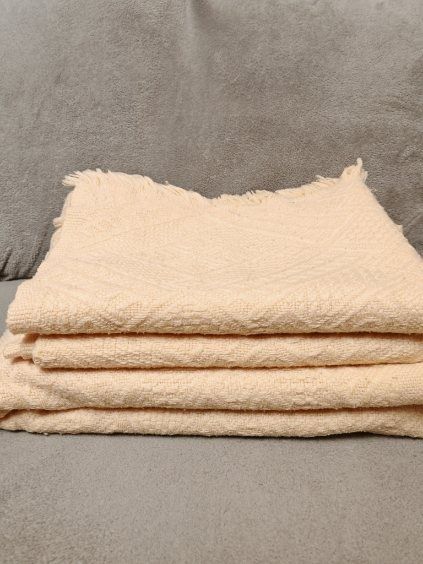 Zestaw narzut wersalka +fotele z PRL-u