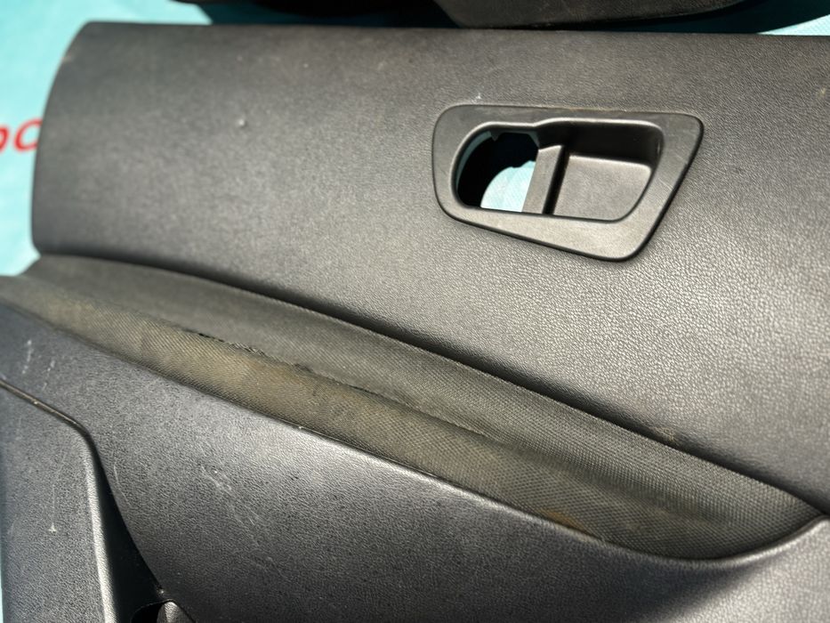 Карта дверей Nissan Qashqai j10 задня обшивка Кашкай