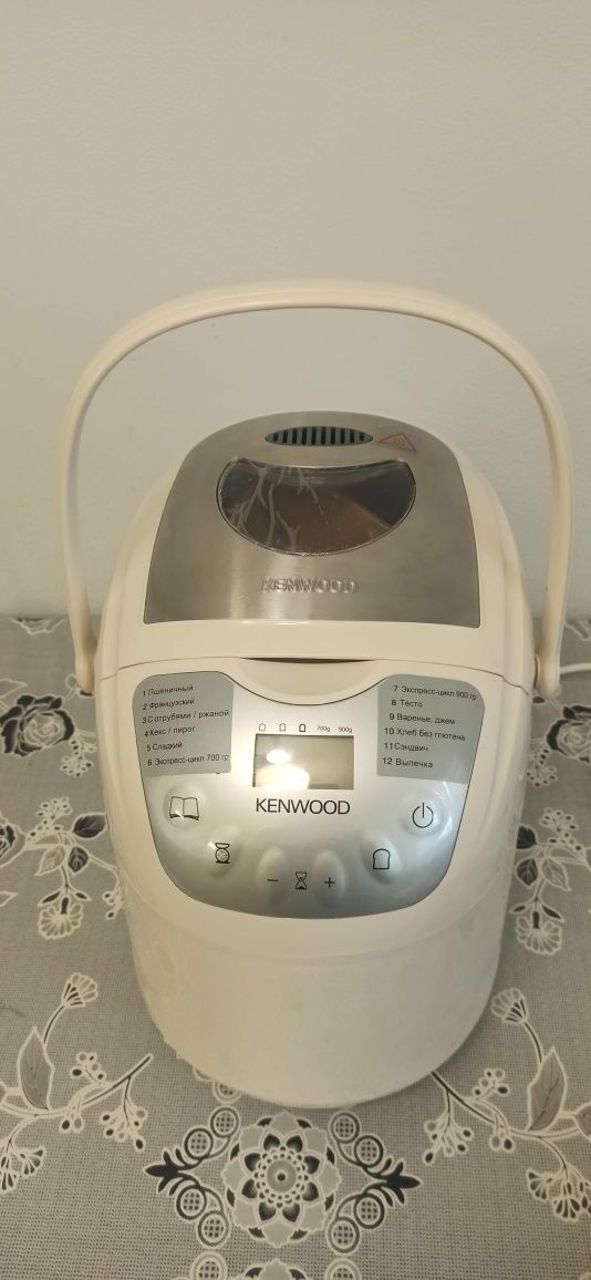 Продам хлібопічку KENWOOD BM210