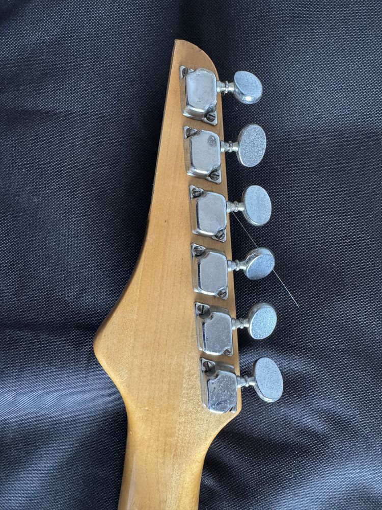 Guitarra Watkins Rapier 33, anos 60