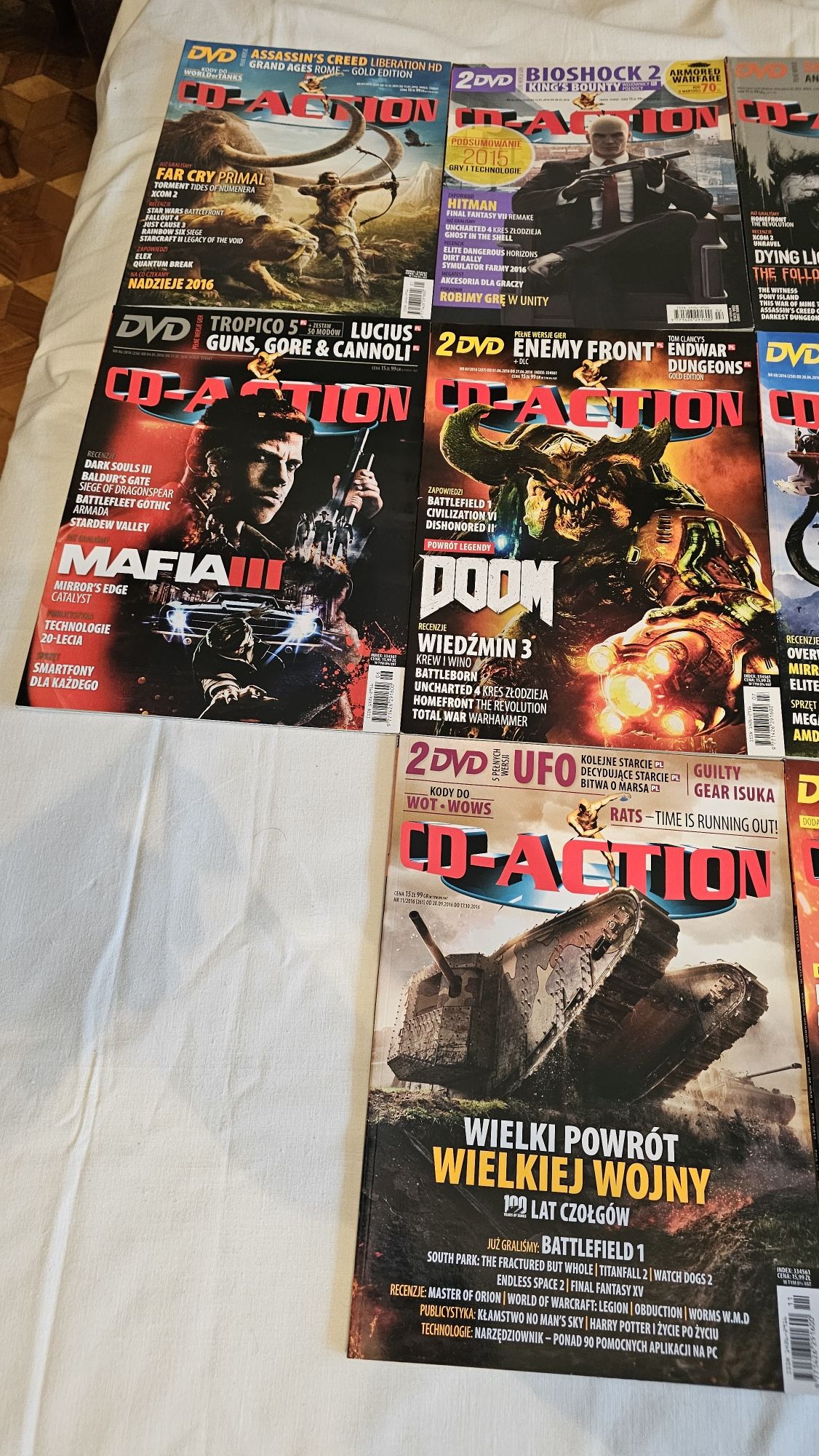 Sprzedam cały rocznik Cd-action z 2016  roku . 13 numerów .