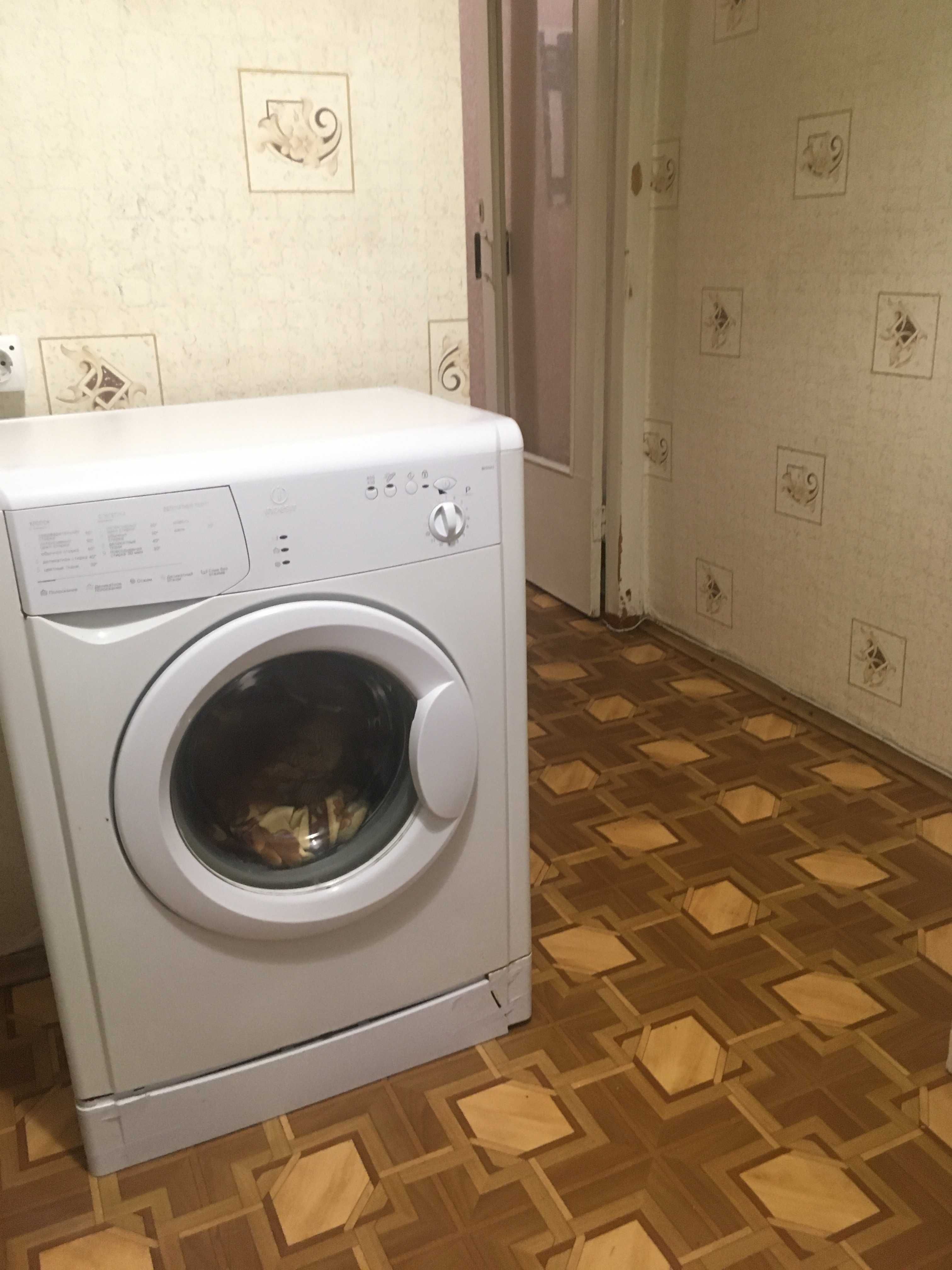 Эксклюзив продам 1к квартиру Королева рынок Киевский. Глушко площадь