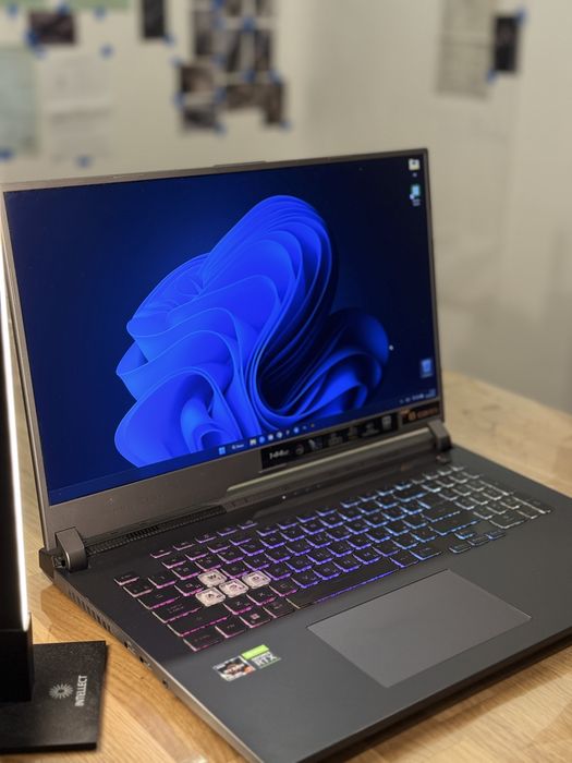 Ігровий ноутбук ASUS ROG Strix G17, Ryzen 7, RTX 3050 4GB, RAM 16GB