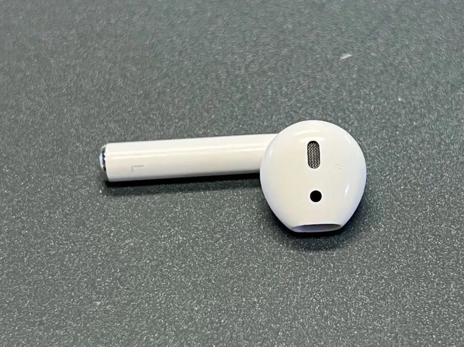 Oryginalna lewa słuchawka AirPods 2 A2031