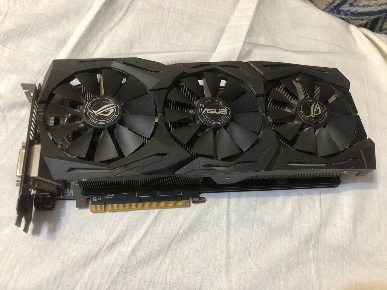 Видеокарта asus gtx 1080 ti rog strix oc