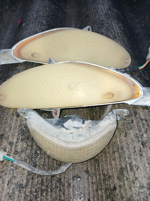 Продам пластик скутера вацпер вінд 200 гр .шт.