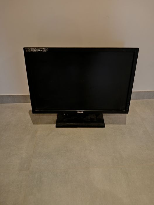 Monitor   Dell 22 cale
