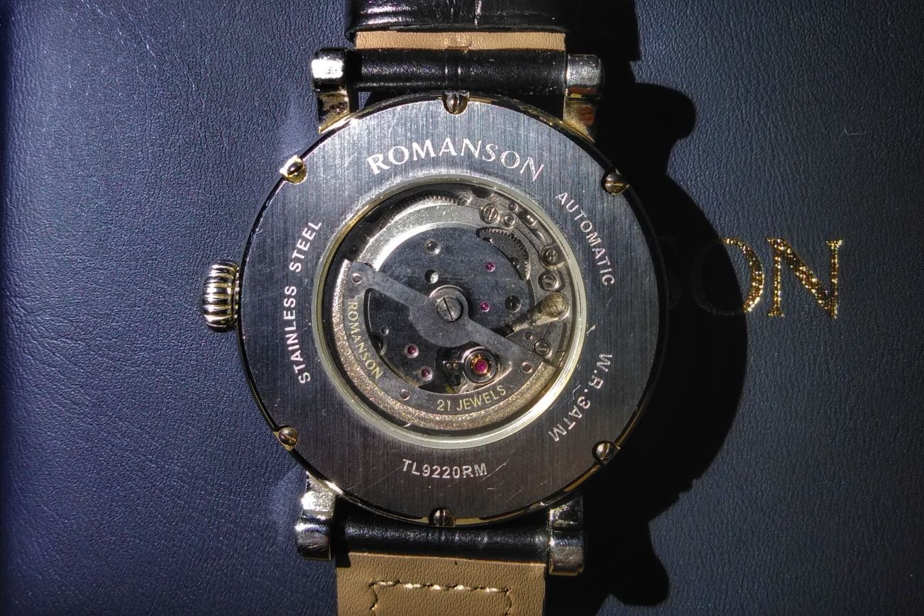 Механические часы Romanson