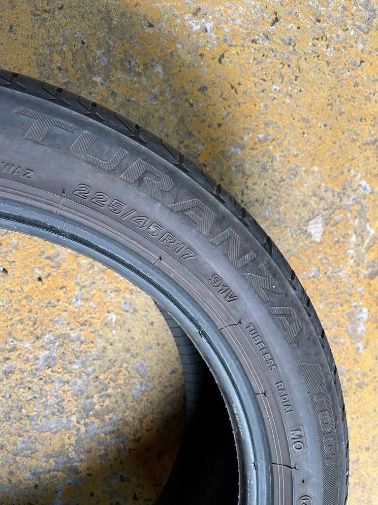 225/45 R17 Bridgestone Turanza T001 2шт