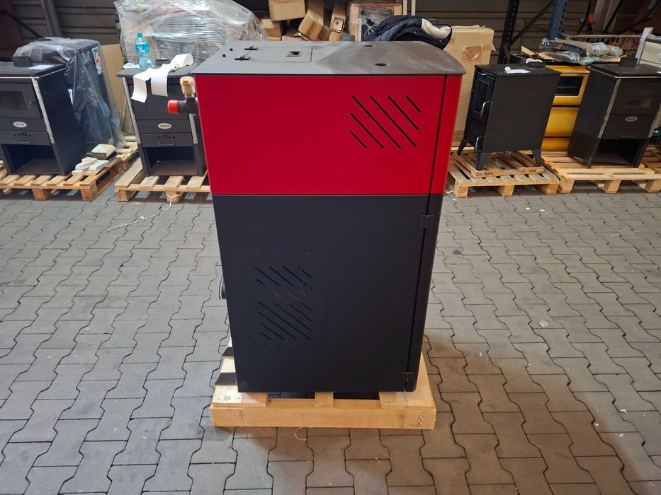 Piec na pellet BLIST Sahara 21KW z płaszczem wodnym ECODESIGN Klasa A+