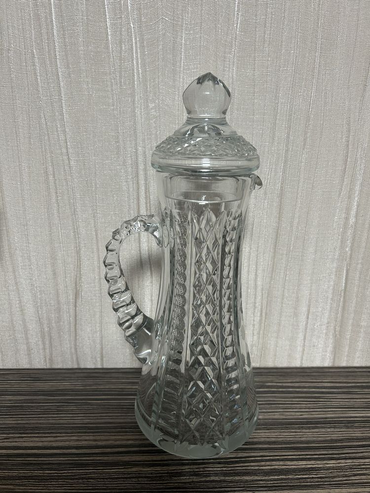 Кришталевий глечик