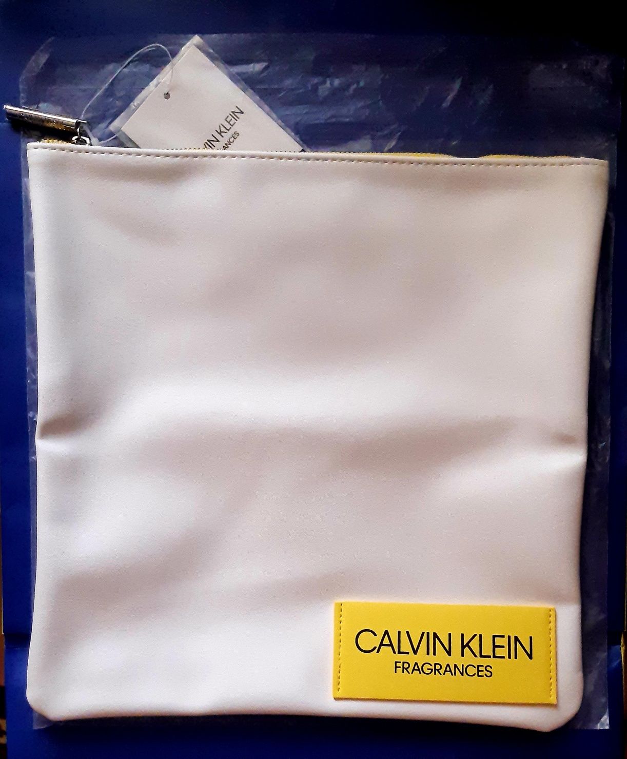 Calvin Klein практична річ