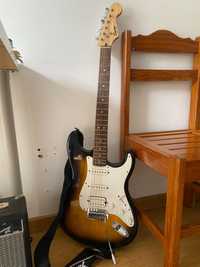 Guitarra Squier Fender