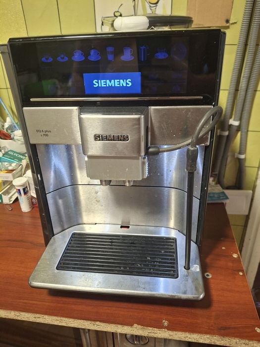 Кофемашина Siemens EQ6 plus s700
