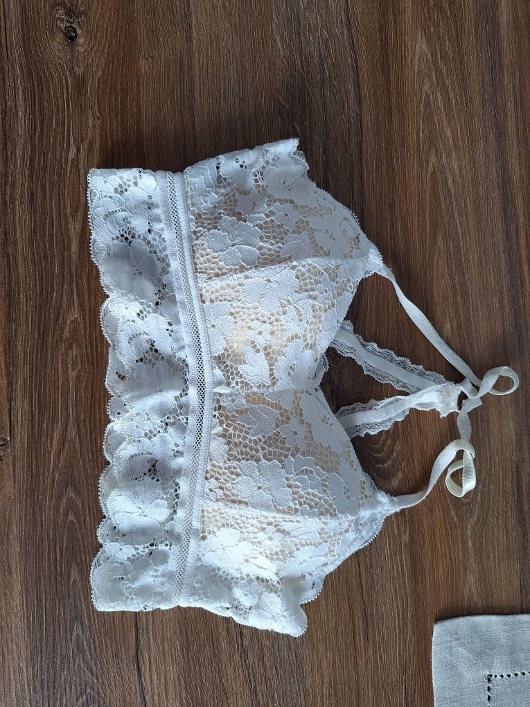 Biustonosz usztywniany top