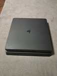 Konsola ps4 slim