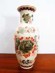 Jarra em porcelana chinesa.