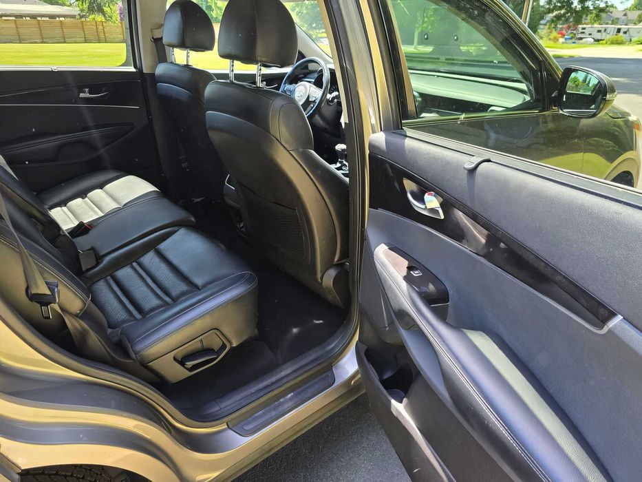 Kia Sorento      2018