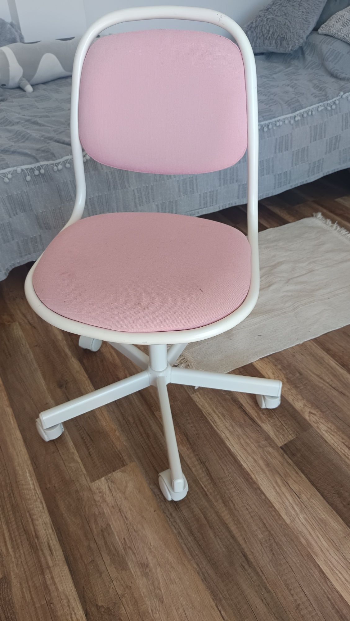 Krzesło do biurka Ikea dziecięce
