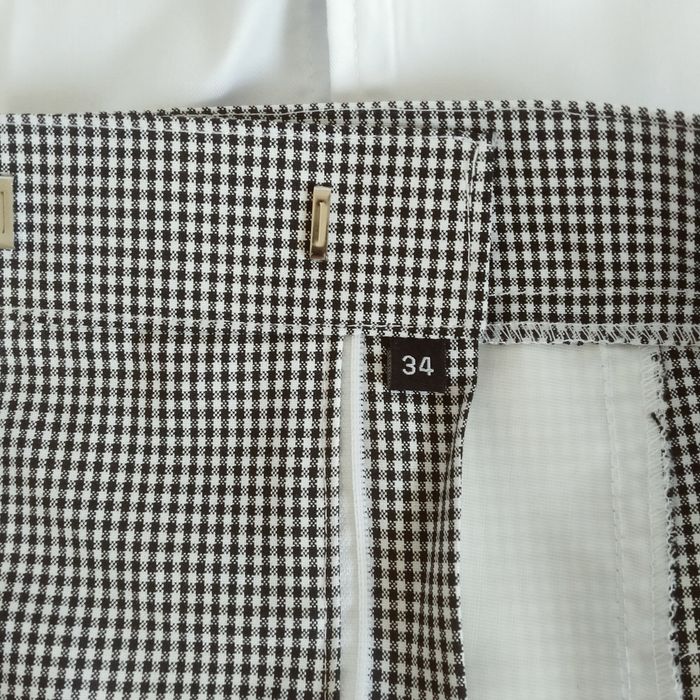 Продам форму для поваров.официантов.работников пекарни.кондитерских!