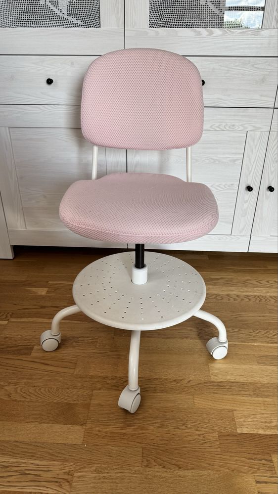 Krzesło obrotowe dla dziecka Ikea