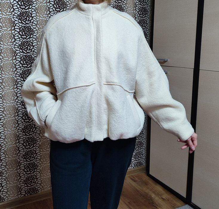 Бомбер  zara новий