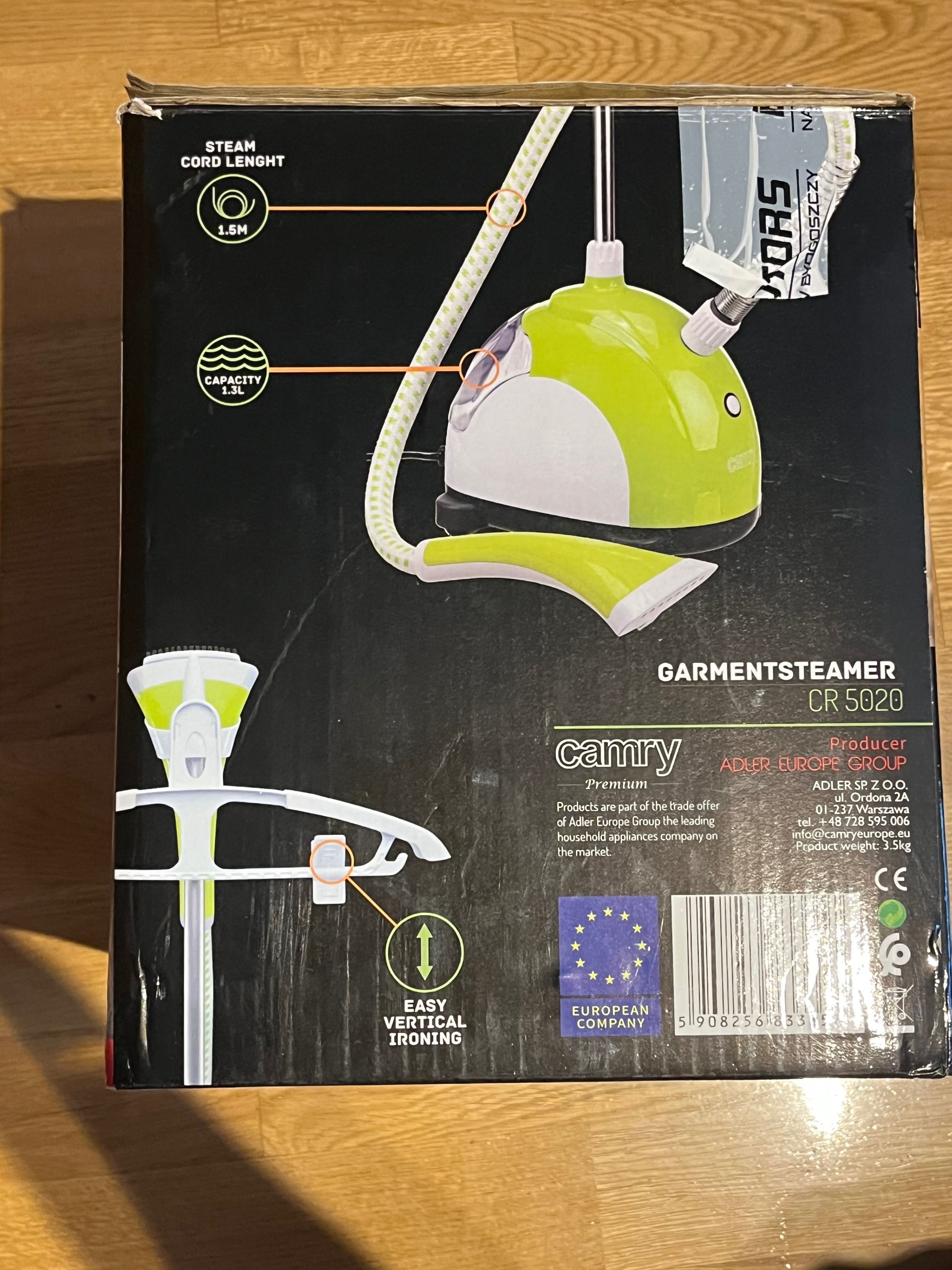 Garment steamer in excellent condition. 
Barely used.