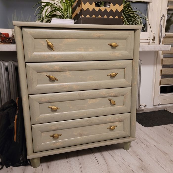 Komoda, biurko i witryna super stan