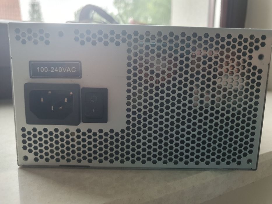 Zasilacz Seasonic 650W 80+GOLD