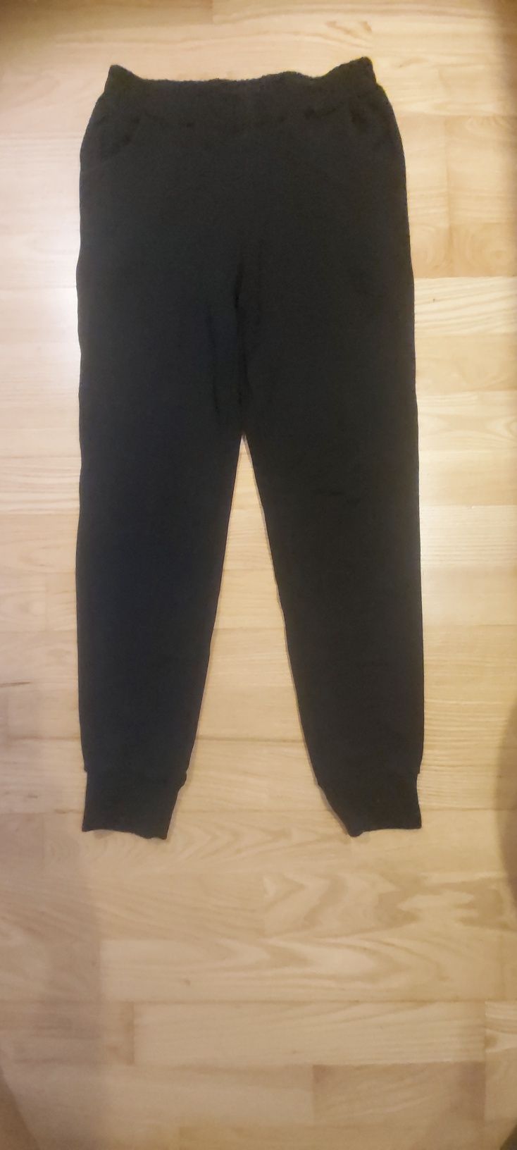 Spodnie dresowe cienkie, czarne, roz. 152/158