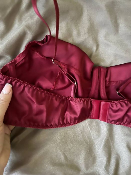 Комплект жіночої білизни